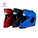 کلاه ووشو گرین هیل در رنگ بندی مناسب برای مسابقات.